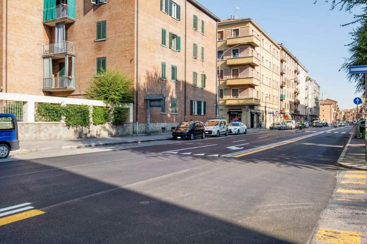 Bolognina Fair Functional Apartment Bologna Buitenkant foto