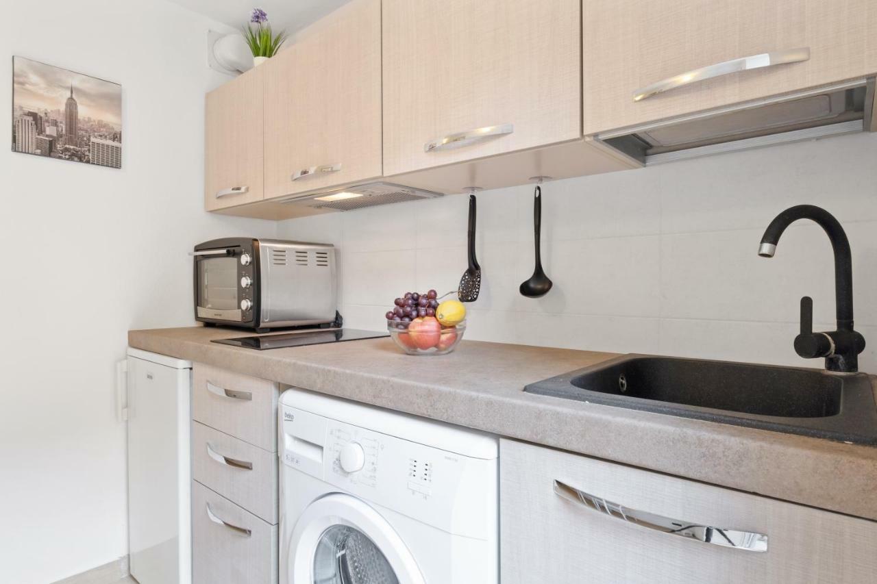 Bolognina Fair Functional Apartment Bologna Buitenkant foto